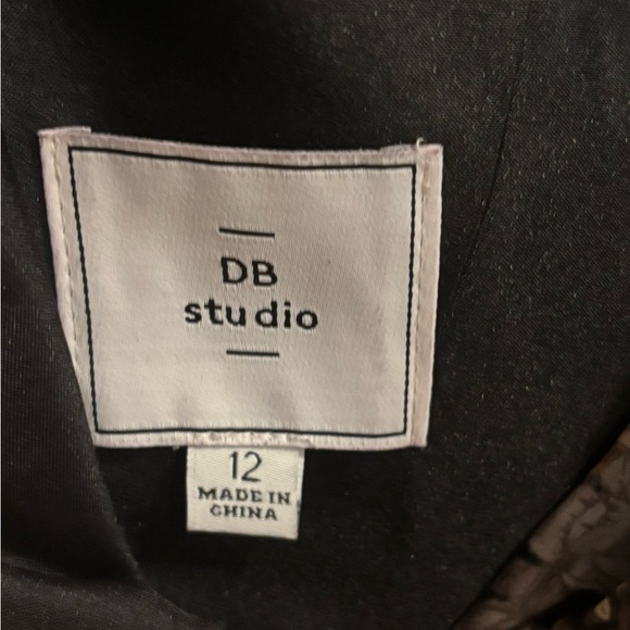 DB Studio Floral Print Tiered Aline Rose Floral V-Neck Mini Dress - Picture 6 of 7